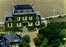 CPSM Villa d'Arromanches rue Jacques Carpentier Arromanches 
