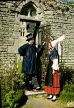 CPSM Folklore France la Normandie groupe folklorique de la Compagnie du Gar Scavoir Bayeux Bonjour V