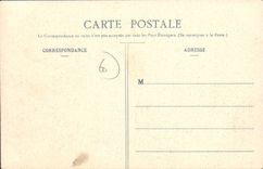 CPA Noyon Le Quartier de Cavalerie 