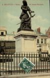CPA Beauvais Statue de Jeanne Hachette 