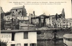 CPA Guerre de 1914 Creil incendie par les Allemands maison incendiees dans l'Ile 