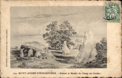 CPA Saint Andre D'echauffour Dolmen et Menhir du champ des croutes 