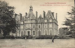 CPA La Normandie Pittoresque la Ferte Fresnel le chateau facade principale 