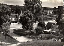 CPSM Bagnoles de l'Orne Square du Lac 
