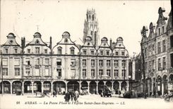 CPA Arras La Petite Place et l'Eglise Saint Jean Baptiste 