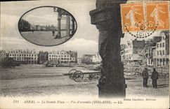CPA Arras la grande place vue d'ensemble 1914 1918 