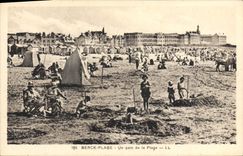 CPA Berck Plage un coin de la plage 