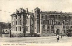 CPA Clermont Ferrand Le Lycee Jeanne d'Arc 