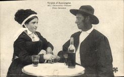 CPA Types d'Auvergne Declaration d'Amour Doux Serments 