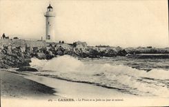CPA Cannes Le Phare et sa Jetee un jour de mistral