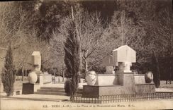 CPA Breil La Place et le Monument aux Morts