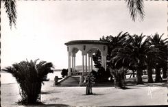 CPA Bandol Le Kiosque a musique
