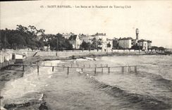 CPA Saint Raphael Les Bains et le Boulevard du Touring Club 