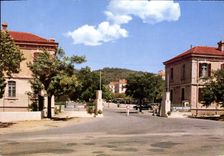 CPSM Draguignan Var Les Casernes Chabran 