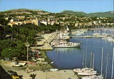 CPSM Au Soleil de la Cote d'Azur Bandol Port de plaisance Promenade le long des quais 