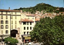 CPSM La Cote D'Azur Hyeres les Palmiers Var La Porte Massillon et la colline du Chateau 