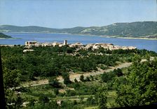 CPSM Les Gorges Pittoresques du Verdon Au Bord du Lac le noveau village des Salles 