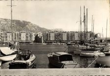 CPSM Toulon Var Un coin du Port 