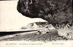 CPA Etretat les Falaises un aspect de roches 