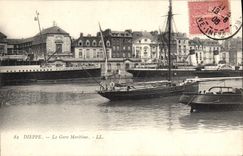 CPA Dieppe la gare Maritime 