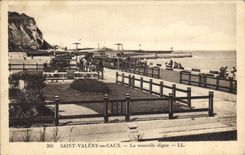 CPA Saint Valery en Caux La nouvelle digue 