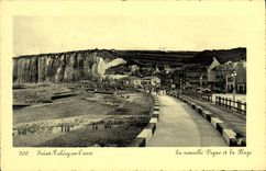 CPA Saint Valery en Caux La nouvelle Digue et la Plage 