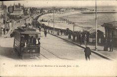 CPA Le Havre Le Boulevard Maritime et la nouvelle Jetee 