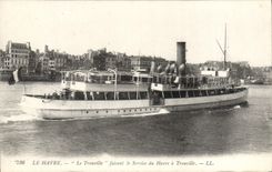 CPA Le Havre Le Trouville faisant le Service du Havre à Trouville 