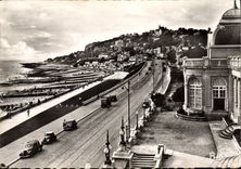 CPSM Le Havre Le Nice Havrais vu de Casino 