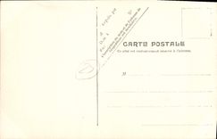 CPA Douarnenez vue du port de commerce