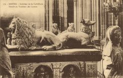 CPA Nantes Interieur de la Cathedrale Tombeau des Carmes 