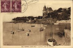 CPA Pornic Loire Inf Le Port pres du Chateau 