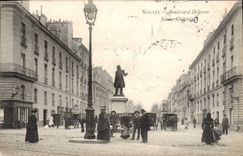 CPA Nantes Boulevard Delorme Statue Guepin 