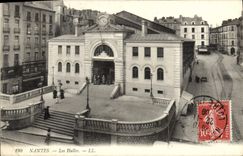 CPA Nantes Les Halles 