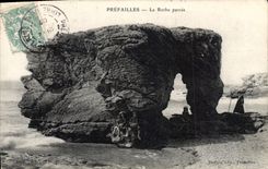 CPA Prefailles La Roche percee 