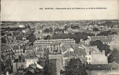 CPA Nantes Panorama vers la Prefecture pris de la Cathedrale 