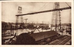 CPA Nantes Loire Inferieure Le Port maritime et le Pont Transbordeur 