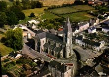 CPSM Nozay L Atl vue panoramique aerienne de l'eglise 