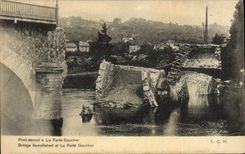 CPA Pont demoli a La Frte Gaucher Bridge demolished at La Ferte Gaucher 