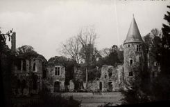CPA Chaumes en Brie S et M Les ruines du Vivier IV
