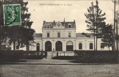CPA FONTAINEBLEAU la gare