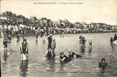 CPA Les Sables d'Olonne Le Plage a l'heure du Bain