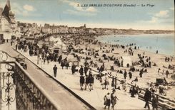 CPA Les Sables d'Olonne (Vendee) La Plage