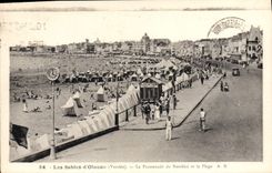 CPA Les Sables d'Olonne (Vendee) La Promenade du Remblai