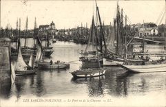CPA Les Sables d'Olonne Le Port vu de la Chaume