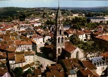 CPSM St Leonard de Noblat (Haute Vienne) Vue generale aerienne
