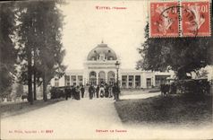 CPA Vittel Vosges Devant Le Casino 