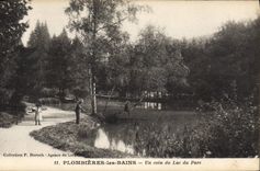 CPA Plombieres les Bains Un coin Lac du Parc 