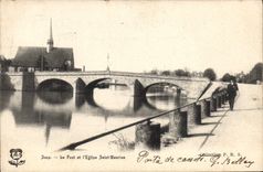 CPA Sens Le Pont et I'Eglise Saint Maurice 