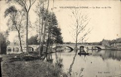 CPA Villeneuve sur Yonne Le Pont vu de l'lle  